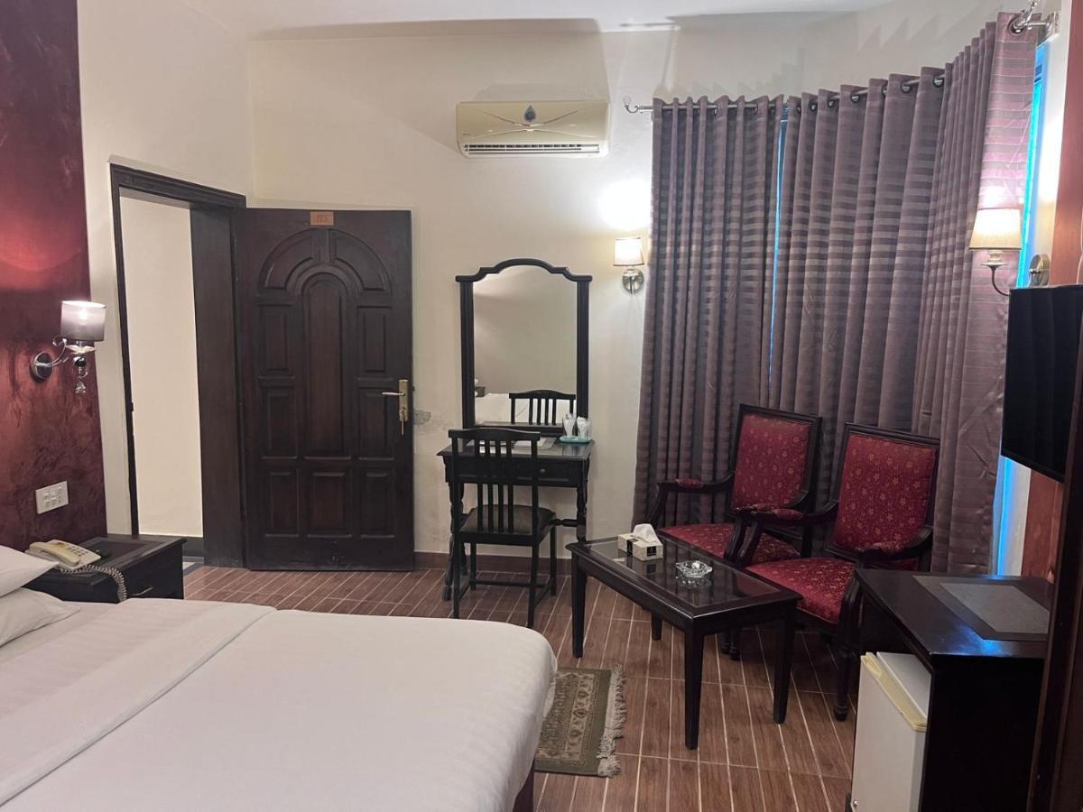 Shelton Hotel راوالبيندي المظهر الخارجي الصورة